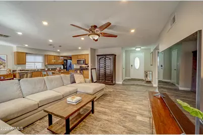 2749 E Sylvia Street, Phoenix, AZ 85032 - Photo 9