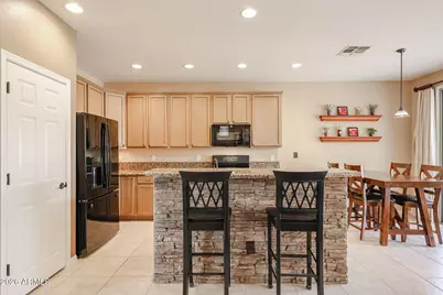 14658 W Amelia Avenue, Goodyear, AZ 85395 - Photo 9