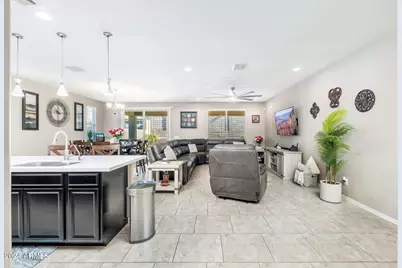 10648 W Eucalyptus Road, Peoria, AZ 85383 - Photo 5