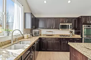 6943 W Tether Trail, Peoria, AZ 85383 - Photo 13