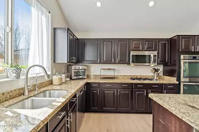 6943 W Tether Trail, Peoria, AZ 85383 - Photo 13