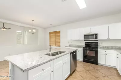 8223 W Florence Avenue, Phoenix, AZ 85043 - Photo 3