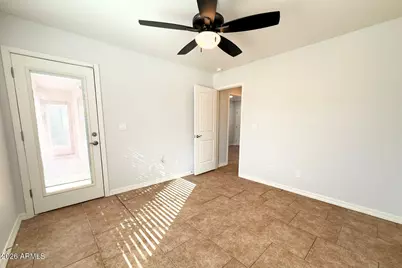 10545 W Buena Vista Drive, Arizona City, AZ 85123 - Photo 29