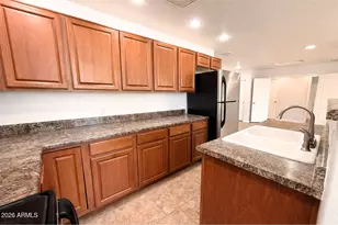 10545 W Buena Vista Dr, Arizona City, AZ 85123 - Photo 17