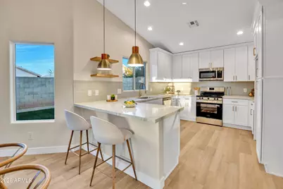 7846 W Solano Drive, Glendale, AZ 85303 - Photo 9