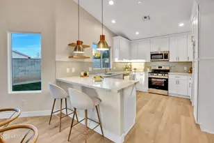 7846 W Solano Dr, Glendale, AZ 85303 - Photo 9