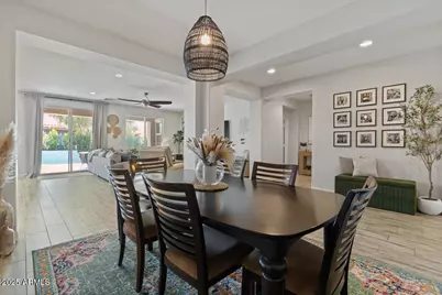 18467 W Statler Street, Surprise, AZ 85388 - Photo 7