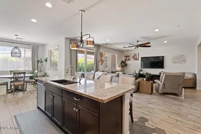 18467 W Statler Street, Surprise, AZ 85388 - Photo 13