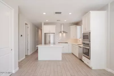 24210 N 23rd Way, Phoenix, AZ 85024 - Photo 5