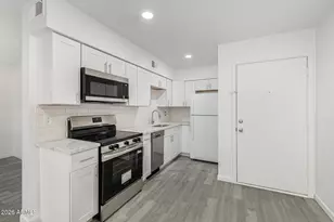 3131 W Cochise Dr, Phoenix, AZ 85051 - Photo 11