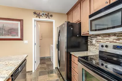 4704 E Paradise Village Parkway #226, Phoenix, AZ 85032 - Photo 13