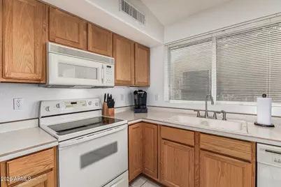 11544 W Mountain Lion Court, Surprise, AZ 85378 - Photo 21