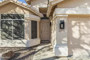 11544 W Mountain Lion Ct, Surprise, AZ 85378 - Photo 5