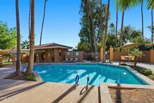 744 E North Ln, Phoenix, AZ 85020 - Photo 23