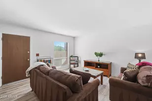 744 E North Ln, Phoenix, AZ 85020 - Photo 7