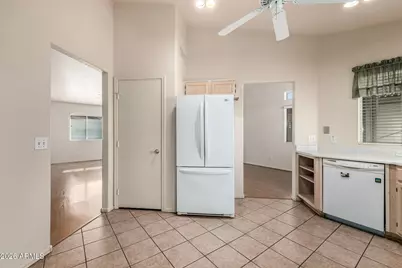 8919 W Acapulco Lane, Peoria, AZ 85381 - Photo 11