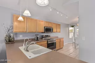 1361 E Torrey Pines Ln, Chandler, AZ 85249 - Photo 15