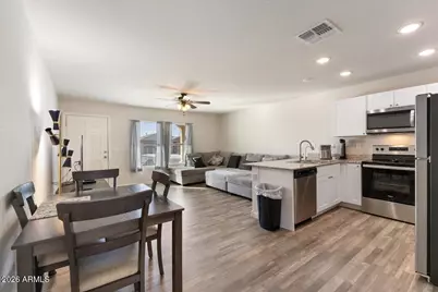 156 W Douglas Avenue, Coolidge, AZ 85128 - Photo 5