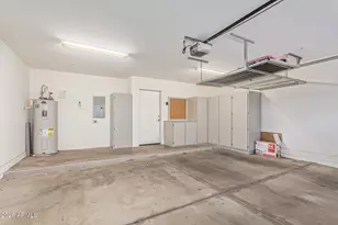 2821 S Skyline Dr S, Mesa, AZ 85212 - Photo 31