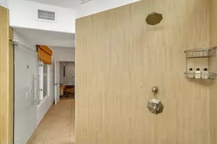 6000 E Camelback Rd, Scottsdale, AZ 85251 - Photo 19