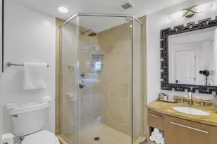 6000 E Camelback Rd, Scottsdale, AZ 85251 - Photo 35