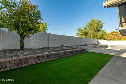 1734 W Banff Lane, Phoenix, AZ 85023 - Photo 43