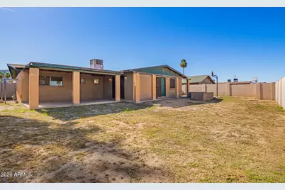 1136 E Caldwell Street, Phoenix, AZ 85042 - Photo 29