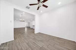 14384 W Hearn Rd, Surprise, AZ 85379 - Photo 19