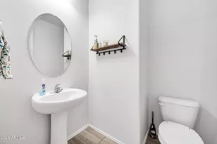 14384 W Hearn Rd, Surprise, AZ 85379 - Photo 37