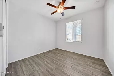 14384 W Hearn Road, Surprise, AZ 85379 - Photo 33