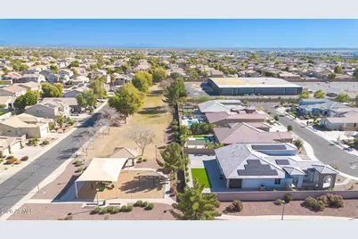 14384 W Hearn Road, Surprise, AZ 85379 - Photo 57