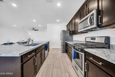 14384 W Hearn Road, Surprise, AZ 85379 - Photo 13