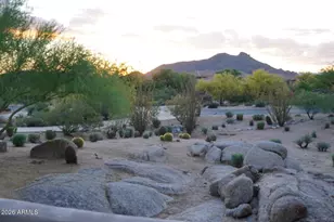 8155 E Thorntree Dr, Scottsdale, AZ 85266 - Photo 11