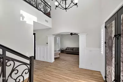 18478 W Saguaro Lane, Surprise, AZ 85388 - Photo 7