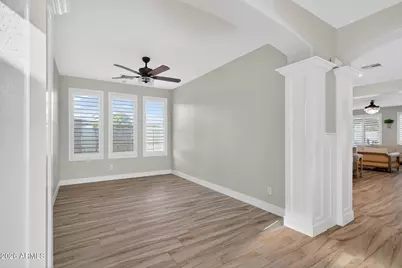 18478 W Saguaro Lane, Surprise, AZ 85388 - Photo 9