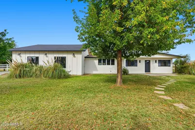 2858 E Redfield Road, Gilbert, AZ 85234 - Photo 17