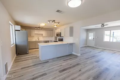 1305 W Laird Street, Tempe, AZ 85281 - Photo 7