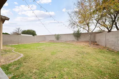 8623 W Monona Lane, Peoria, AZ 85382 - Photo 17