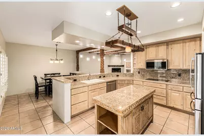 1732 E Gelding Drive, Phoenix, AZ 85022 - Photo 13