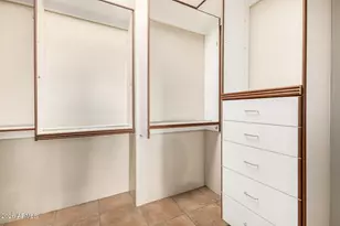 1732 E Gelding Dr, Phoenix, AZ 85022 - Photo 33