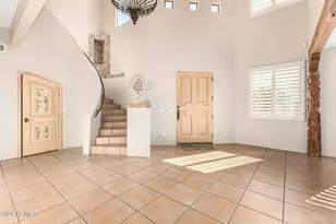 1732 E Gelding Dr, Phoenix, AZ 85022 - Photo 9