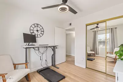 921 W Muriel Drive, Phoenix, AZ 85023 - Photo 21