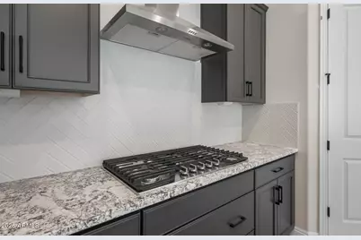 24756 N 169th Avenue, Surprise, AZ 85387 - Photo 11