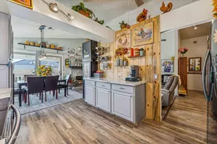 6405 W Mercer Ln, Glendale, AZ 85304 - Photo 5