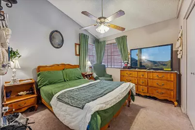 6405 W Mercer Lane, Glendale, AZ 85304 - Photo 9