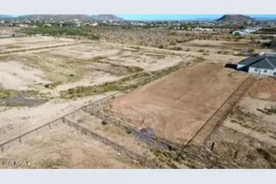 713 W Adobe Dam Drive #B, San Tan Valley, AZ 85143 - Photo 5