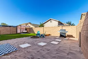 812 W St Charles Ave, Phoenix, AZ 85041 - Photo 15