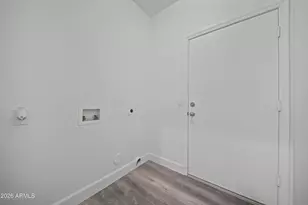 7945 W Chickasaw St, Phoenix, AZ 85043 - Photo 13