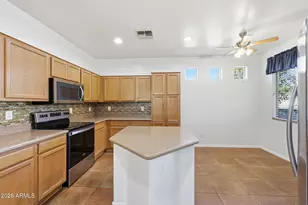 388 S 227th Ct, Buckeye, AZ 85326 - Photo 7