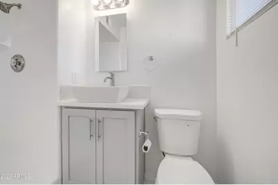 2048 W Claremont Street, Phoenix, AZ 85015 - Photo 23